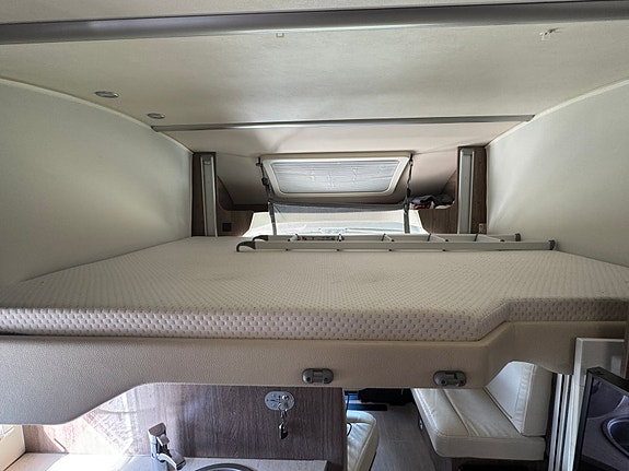 Bürstner Ixeo Time IT 745 - 148 hk - Queenbed - Senkeseng - Lithium - Luftfjæring - Stekeovn 14 of 21