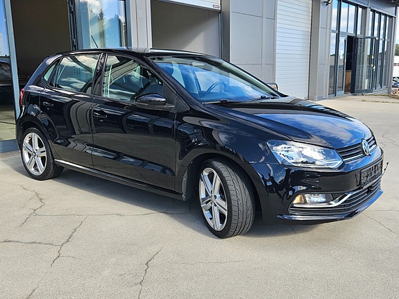 Volkswagen Polo 2 of 21
