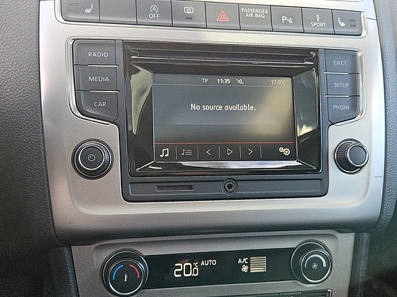Volkswagen Polo 11 of 21