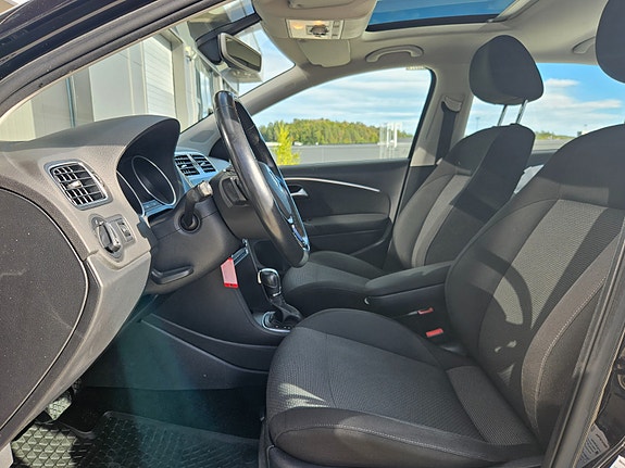 Volkswagen Polo 9 of 21