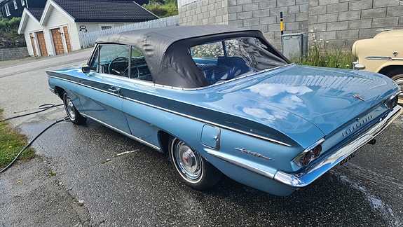 Oldsmobile 13 of 30