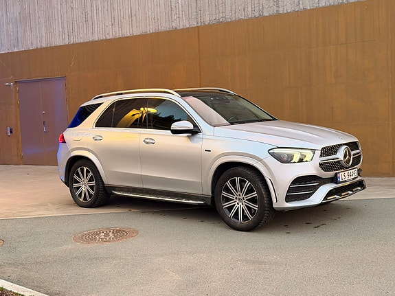 Mercedes-Benz GLE350 e 7 of 30