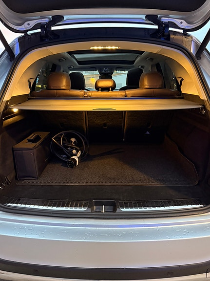 Mercedes-Benz GLE350 e 17 of 30