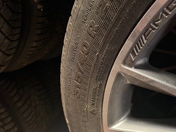 Mercedes-Benz GLE350 e 30 of 30