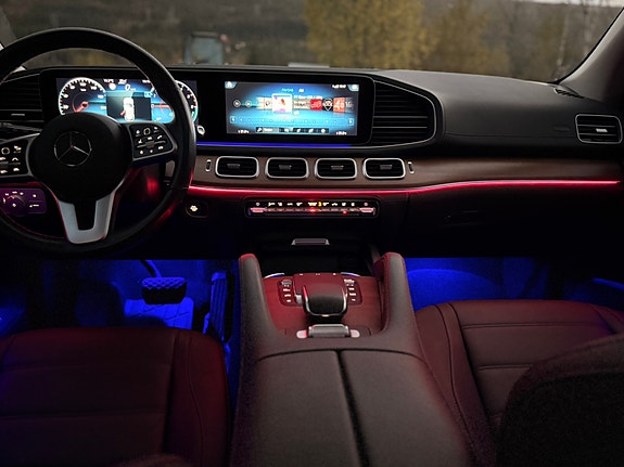 Mercedes-Benz GLE350 e 25 of 30