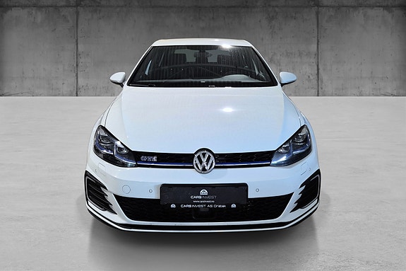 Volkswagen Golf VII 8 of 18