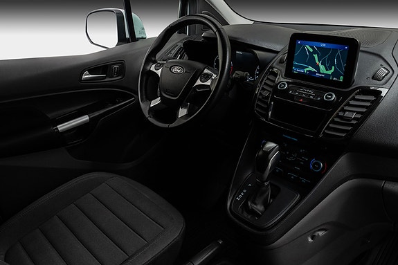 Ford Transit Connect 11 of 24
