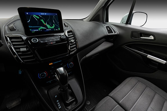 Ford Transit Connect 15 of 24