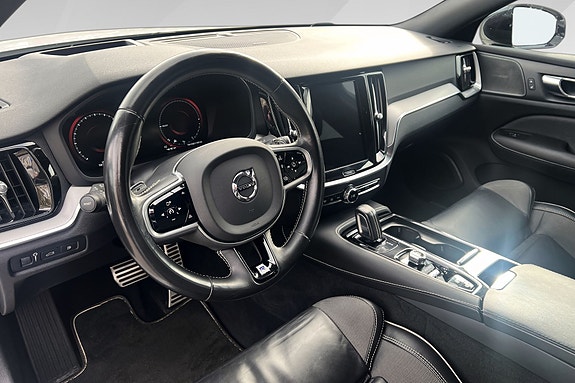 Volvo S60 11 of 17