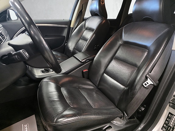 Volvo V70 23 of 30