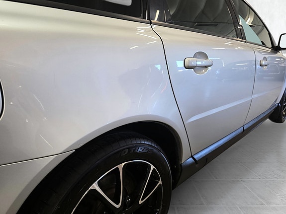 Volvo V70 15 of 30