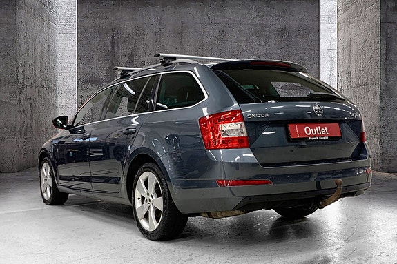 Skoda Octavia 6 of 12