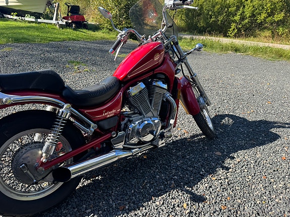 Suzuki VS800GL 4 of 14