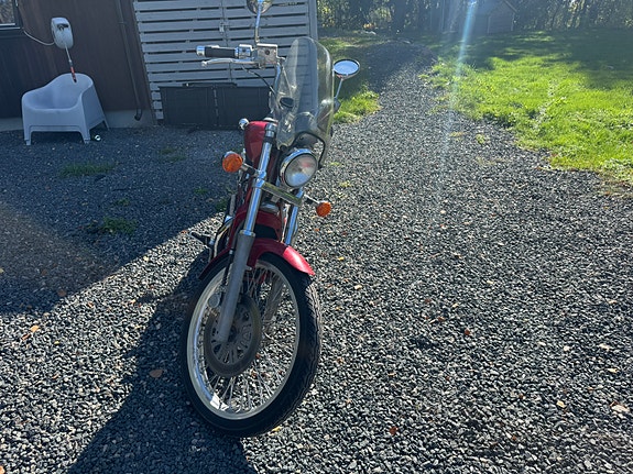 Suzuki VS800GL 6 of 14