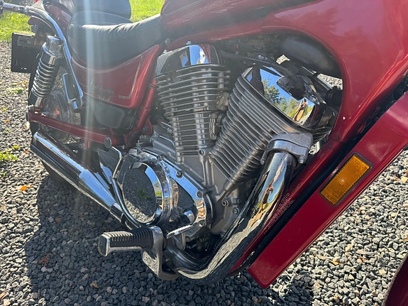 Suzuki VS800GL 7 of 14