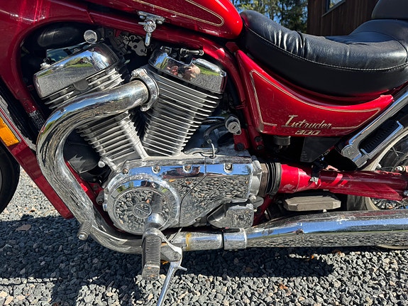Suzuki VS800GL 10 of 14