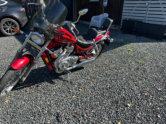Suzuki VS800GL 3 of 14