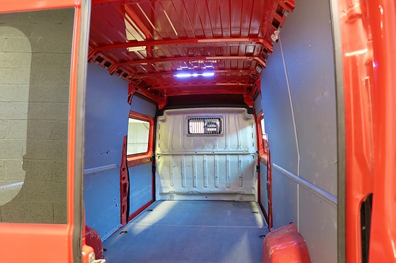 Peugeot Boxer 14 of 18