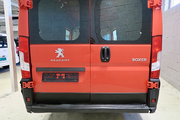 Peugeot Boxer 13 of 18