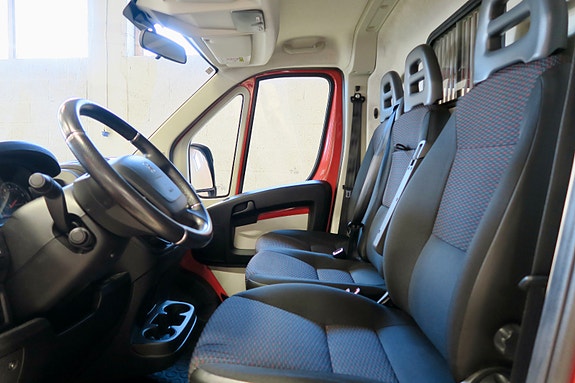 Peugeot Boxer 17 of 18