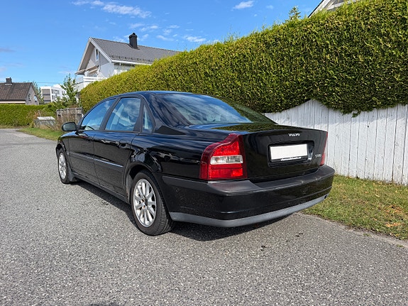 Volvo S80 3 of 22