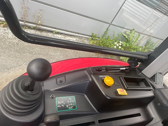 Yanmar YT235 demo 7 of 10