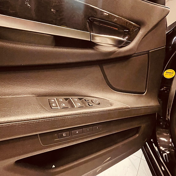 BMW 730d 10 of 18