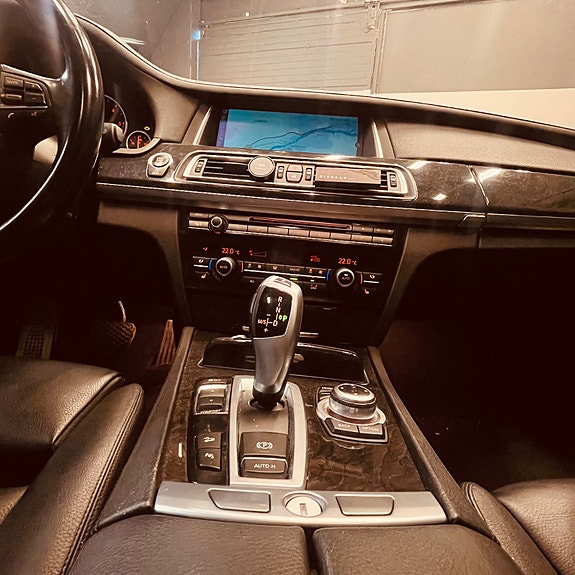 BMW 730d 12 of 18