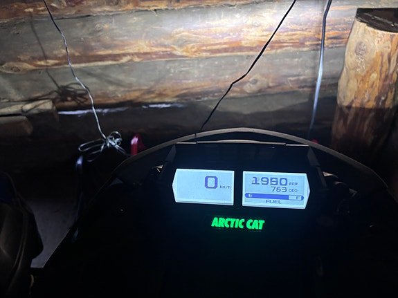 Arctic-cat M 8000 Alpha1 11 of 12