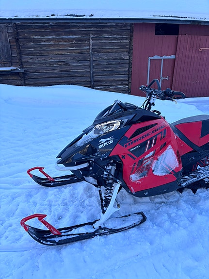 Arctic-cat M 8000 Alpha1 9 of 12