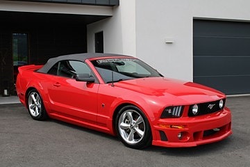 Ford Mustang 2 of 25
