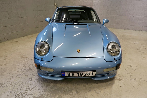 Porsche 911 18 of 30