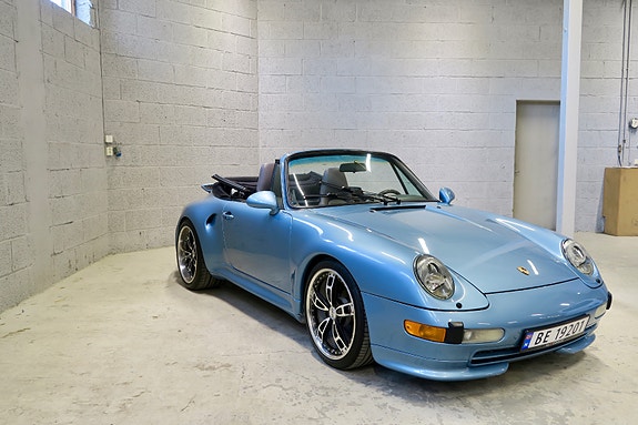 Porsche 911 27 of 30