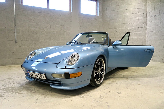 Porsche 911 22 of 30