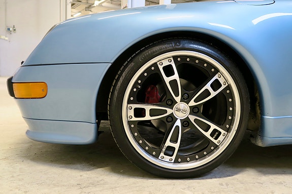 Porsche 911 11 of 30