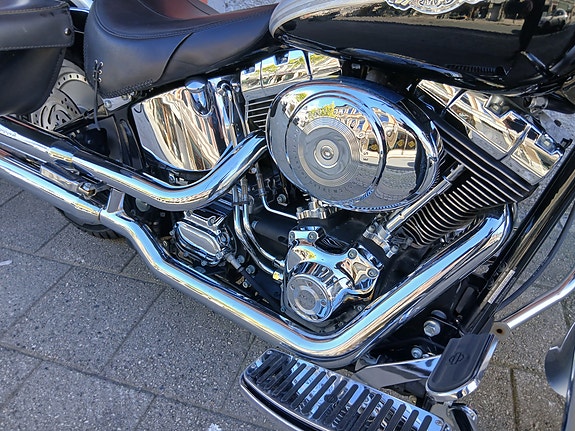Harley-Davidson Fat Boy Jubileum FLSTF 6 of 13