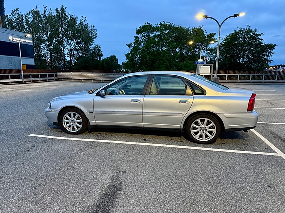 Volvo S80 3 of 30