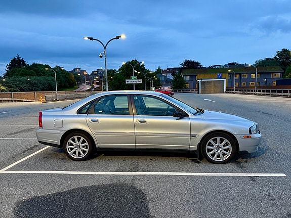 Volvo S80 10 of 30