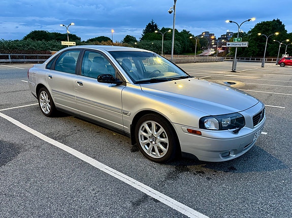 Volvo S80 11 of 30
