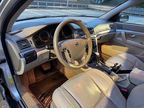 Volvo S80 27 of 30
