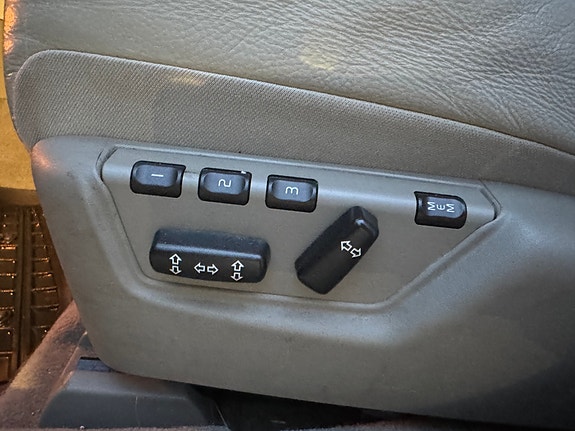 Volvo S80 30 of 30