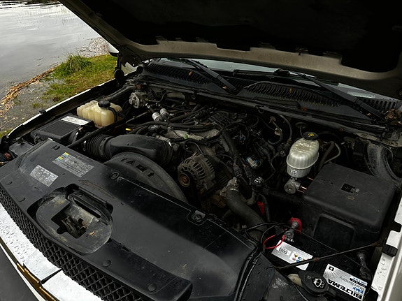 Chevrolet Avalanche 25 of 30