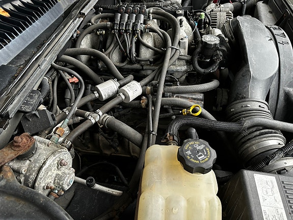 Chevrolet Avalanche 28 of 30