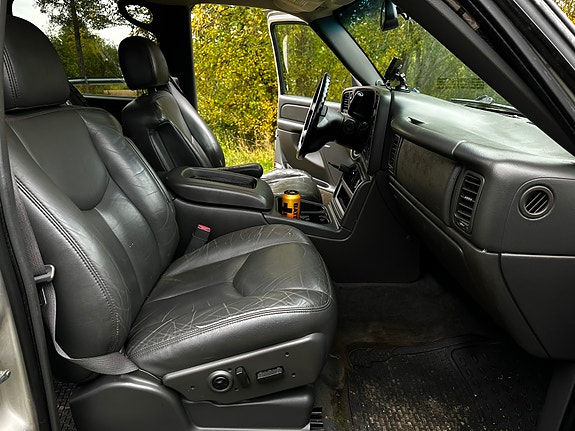 Chevrolet Avalanche 13 of 30