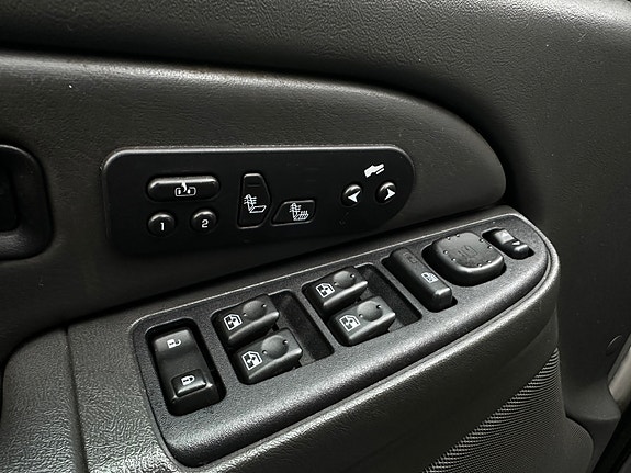 Chevrolet Avalanche 20 of 30
