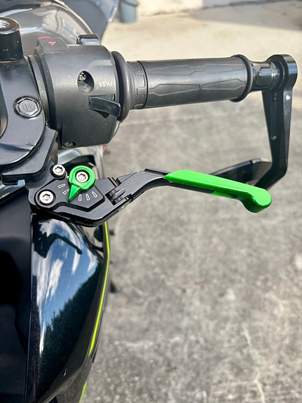 Kawasaki Z 900 10 of 17