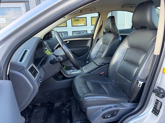 Volvo S80 16 of 22