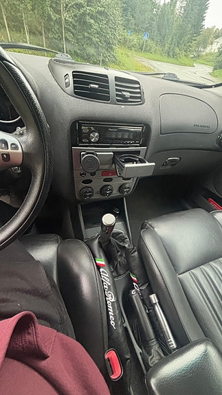 Alfa Romeo 147 13 of 16