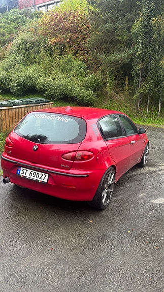 Alfa Romeo 147 5 of 16