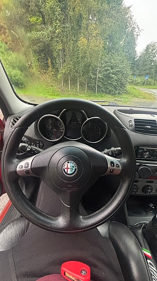 Alfa Romeo 147 12 of 16